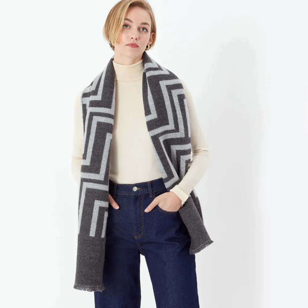 Accessorize London Women's Grey Firenze Geo Supersoft Blanket