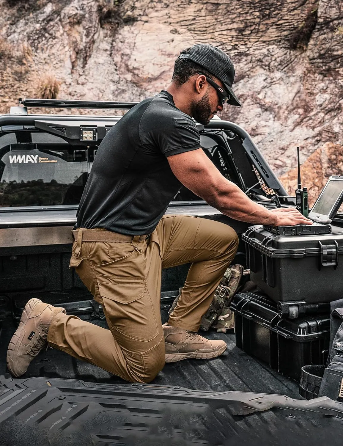 Men's Tactical Pants Flex Ripstop Cargo Trousers for Outdoor Hiking Work Casual Pants Large Capacity Clothing