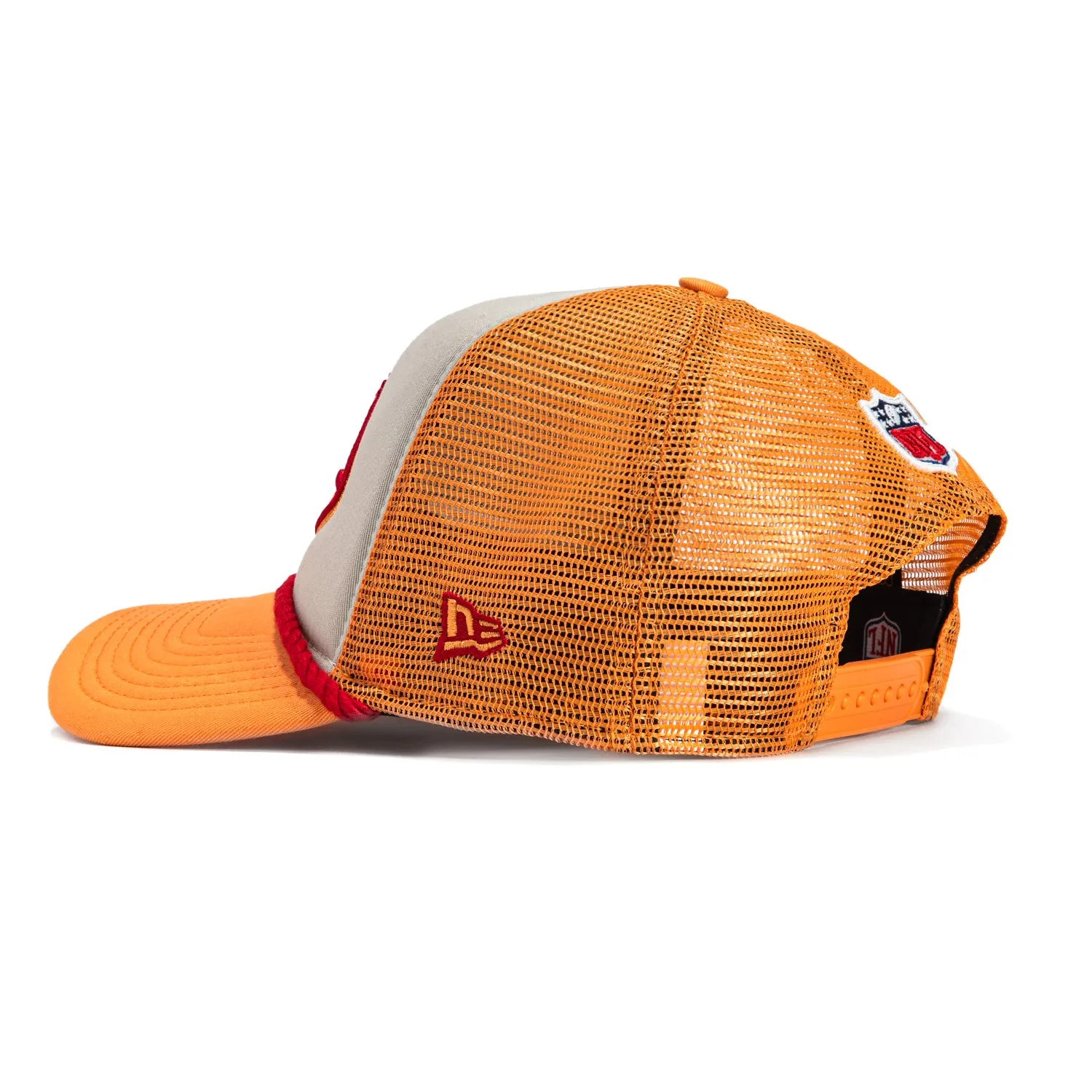 New Era 9Forty A-Frame 2024 Sideline Tampa Bay Buccaneers Trucker Snapback Hat - White, Light Orange